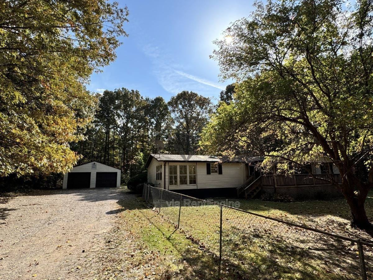 340 Faucetts Rd - Photo 2 of 10