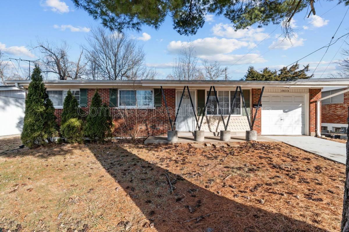 10314 Viscount Dr - Photo 2 of 10