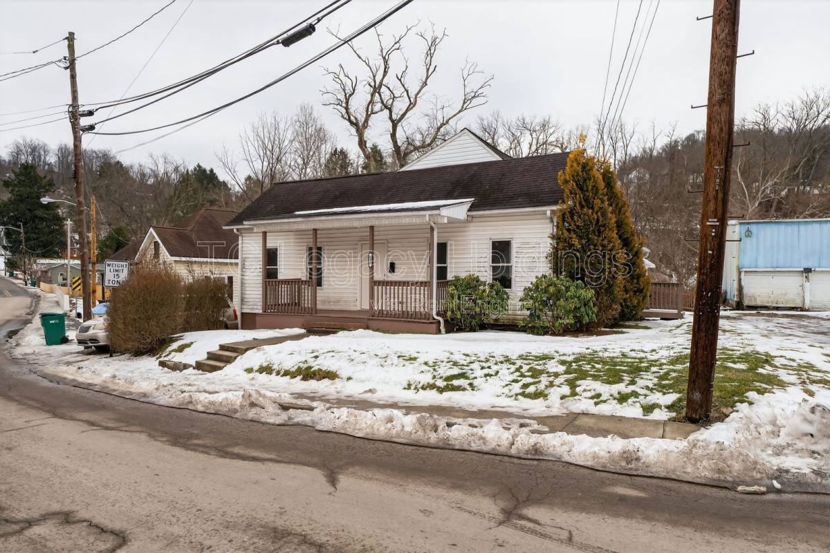 127 Haymond Hwy - Photo 2 of 10