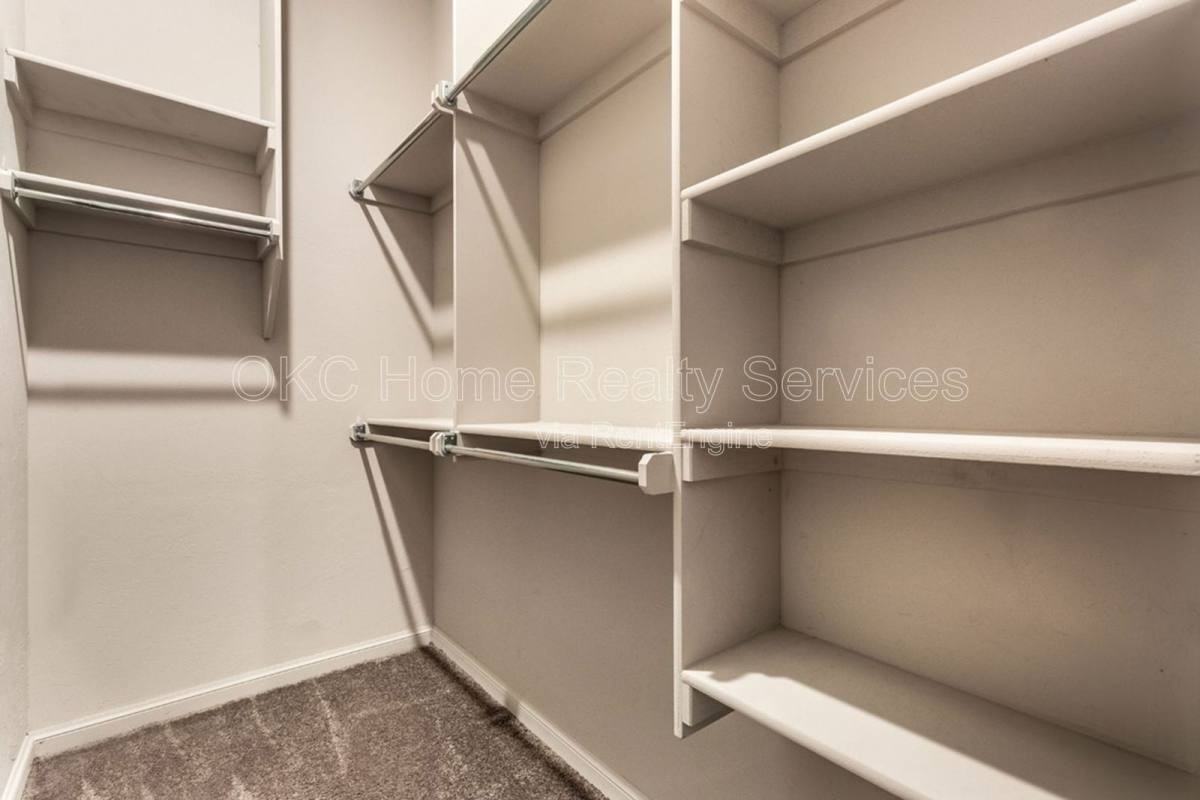 4133 Nw 155th St - Photo 2 of 10