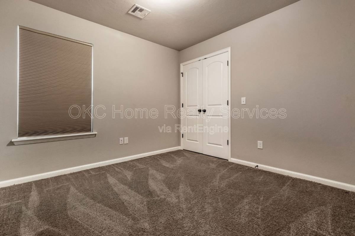 4133 Nw 155th St - Photo 7 of 10