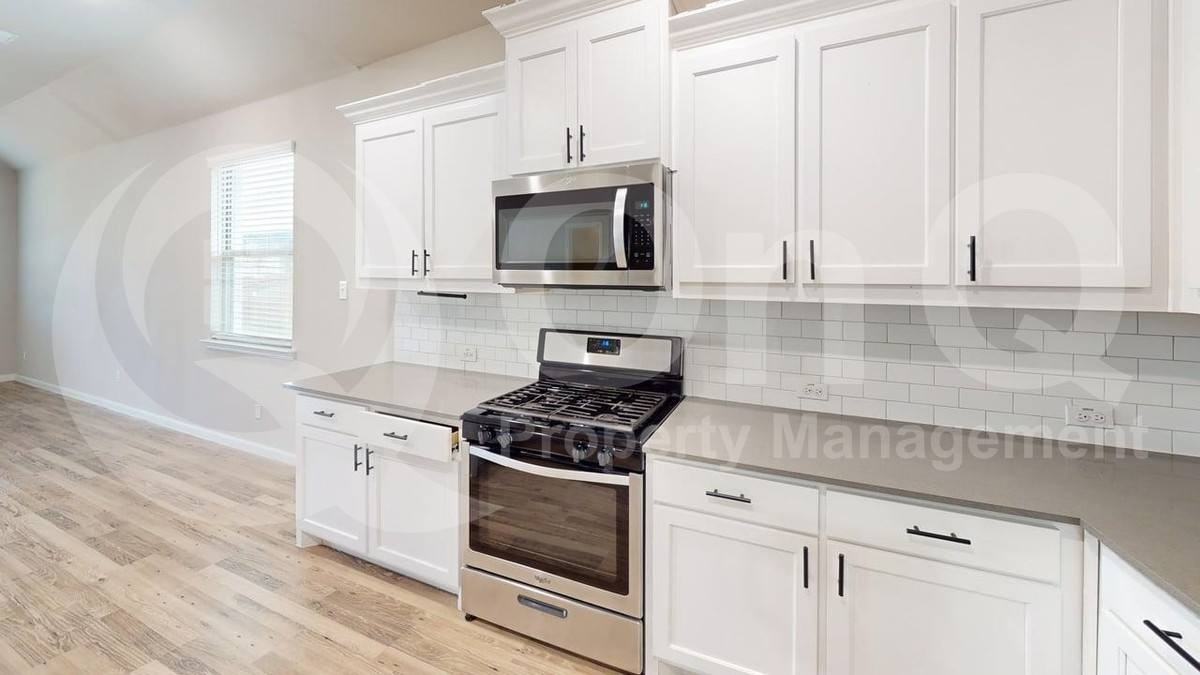 7135 Rolling Waters Way - Photo 2 of 10