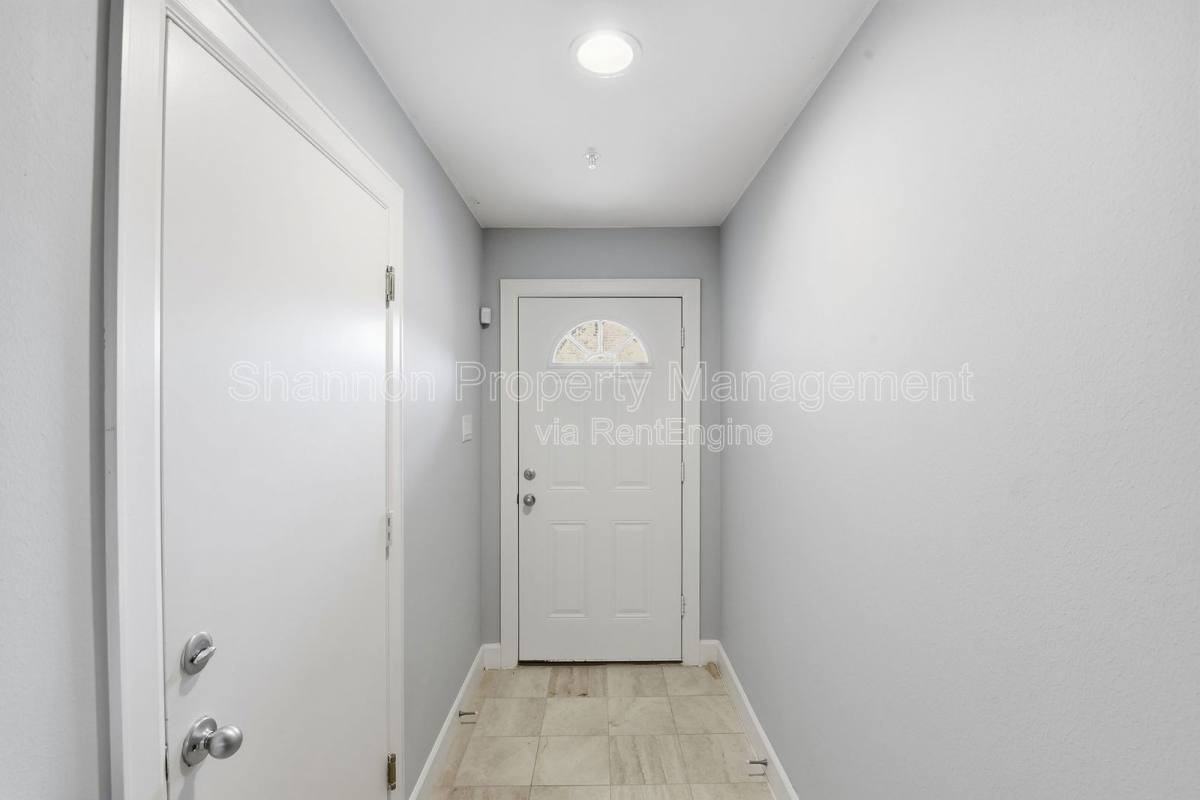 South Loop E #1301 - Photo 7 of 10