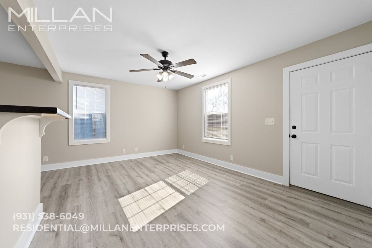 305 Burch Rd - Photo 2 of 21