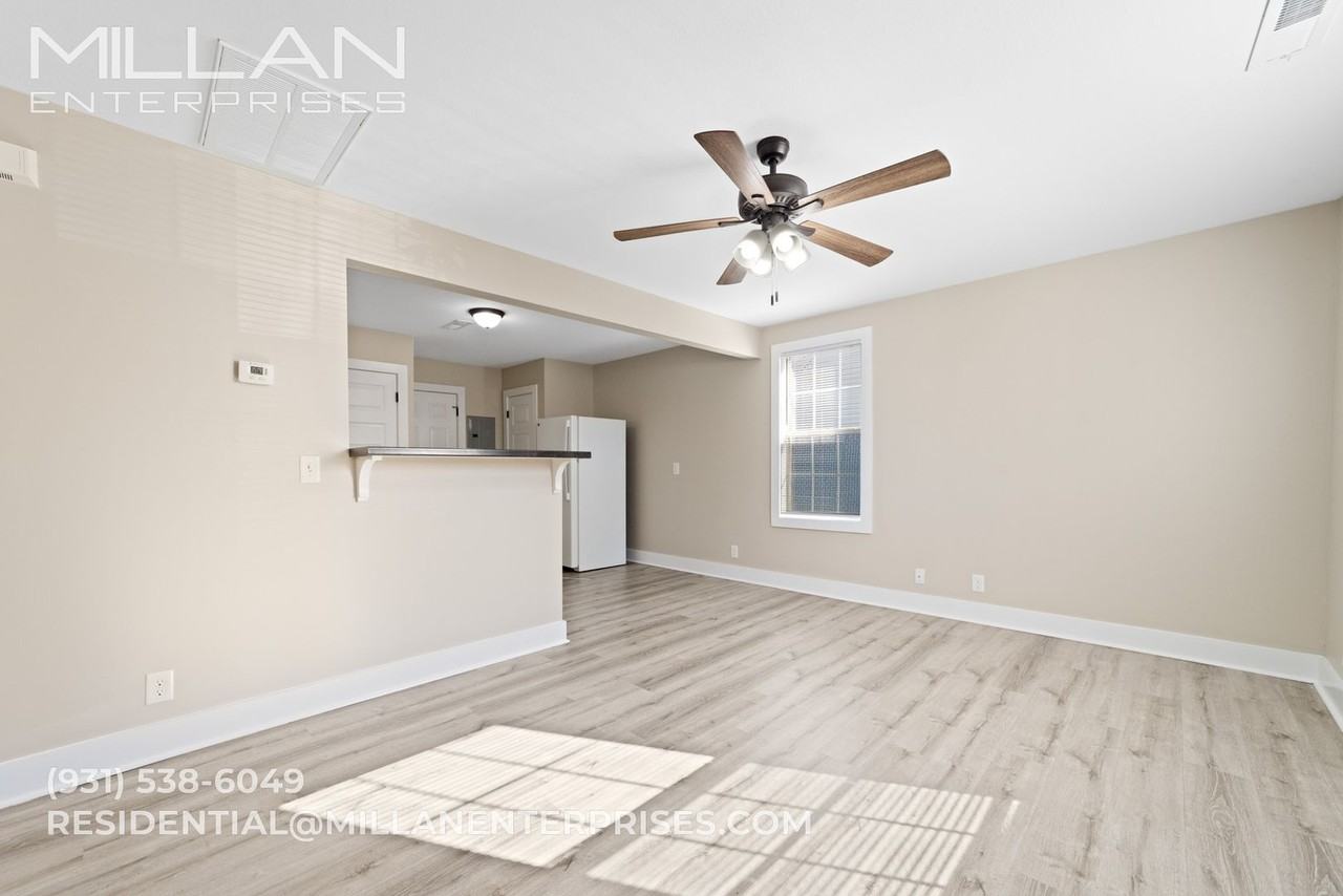 305 Burch Rd - Photo 3 of 21