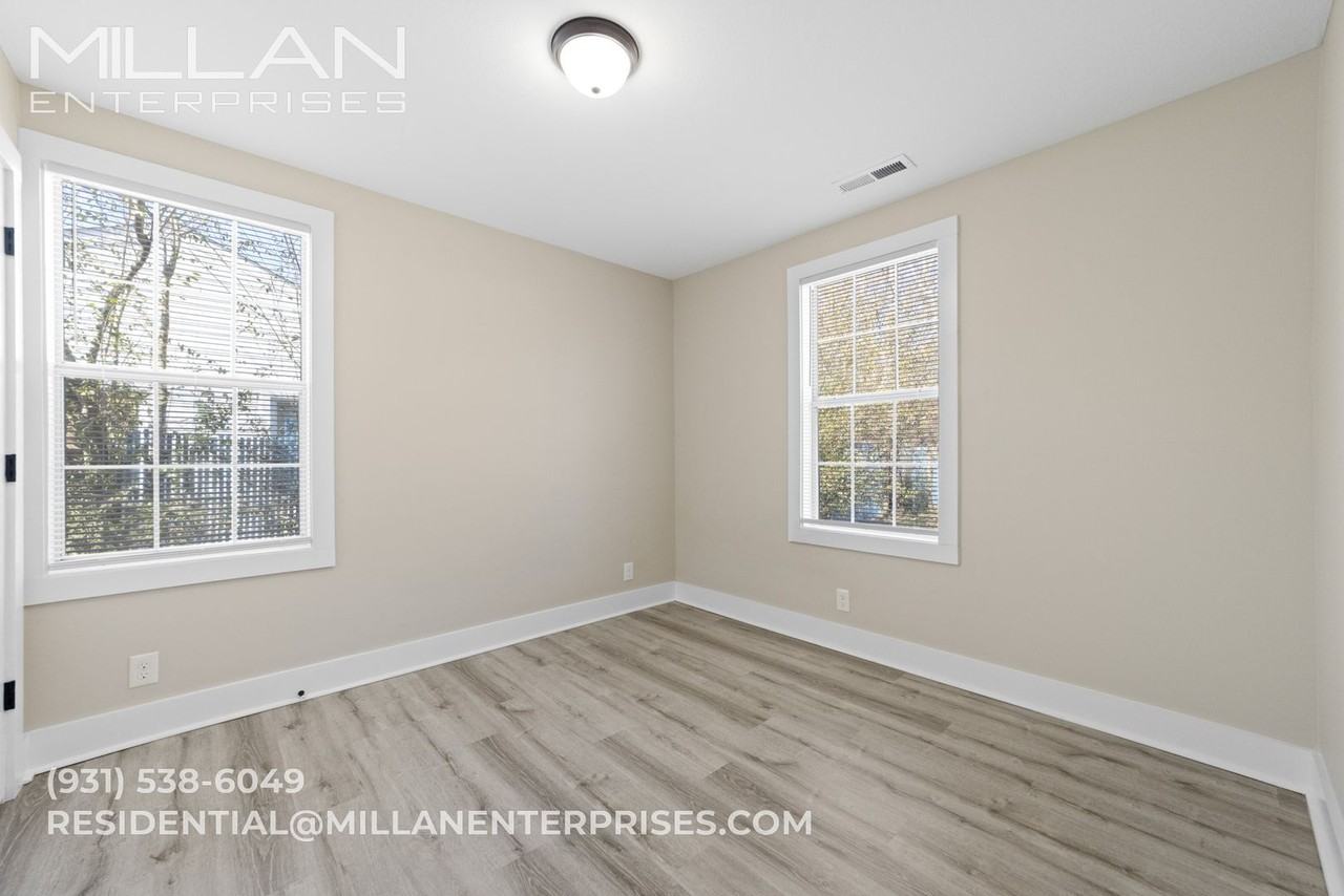 305 Burch Rd - Photo 7 of 21