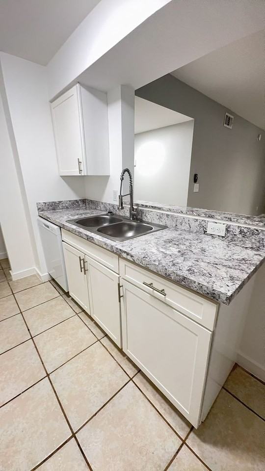 Renaissance at Strawberry Creek Apartments - Photo 7 of 28