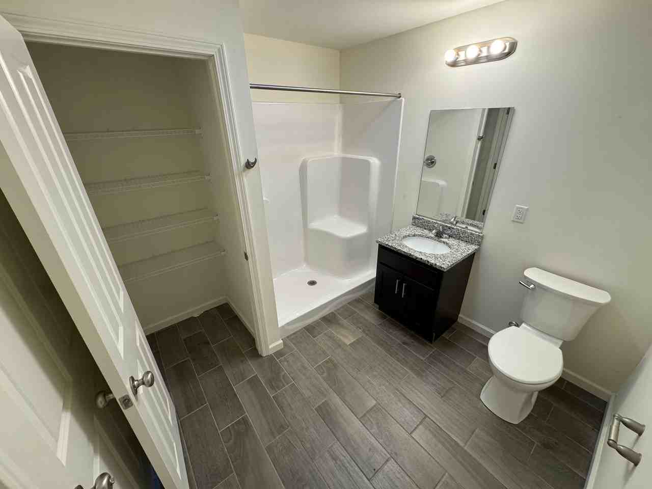 1307 Broadway - Photo 7 of 9