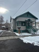 featured image of 332 N 10th St