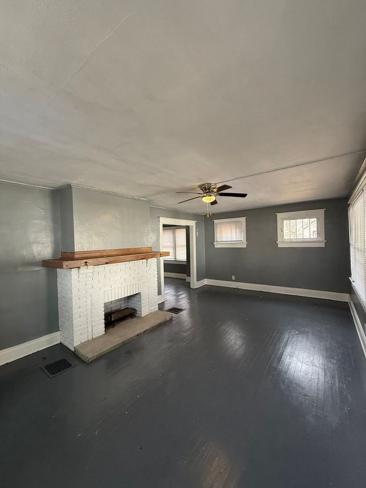 52 Fernwood Ave - Photo 2 of 13