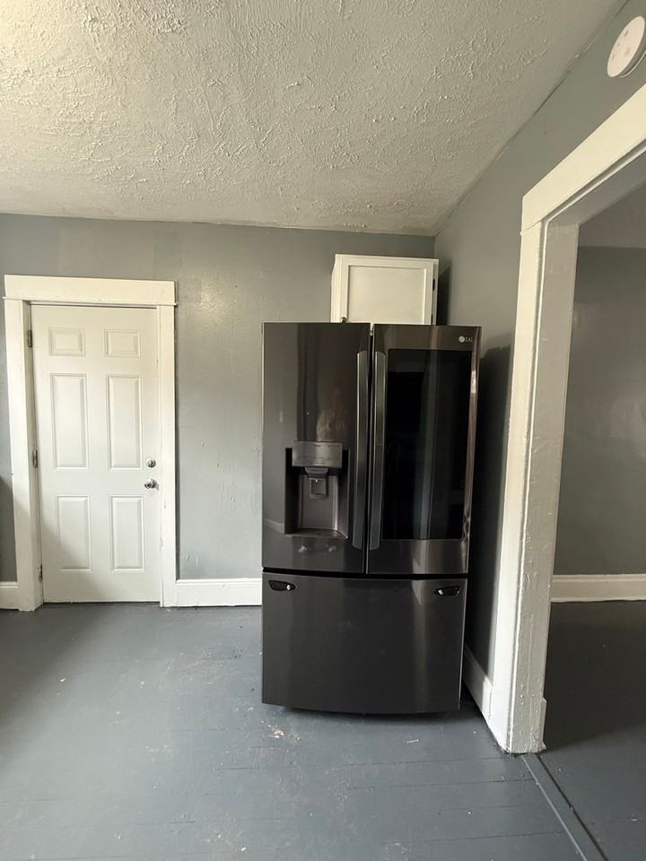 52 Fernwood Ave - Photo 6 of 13