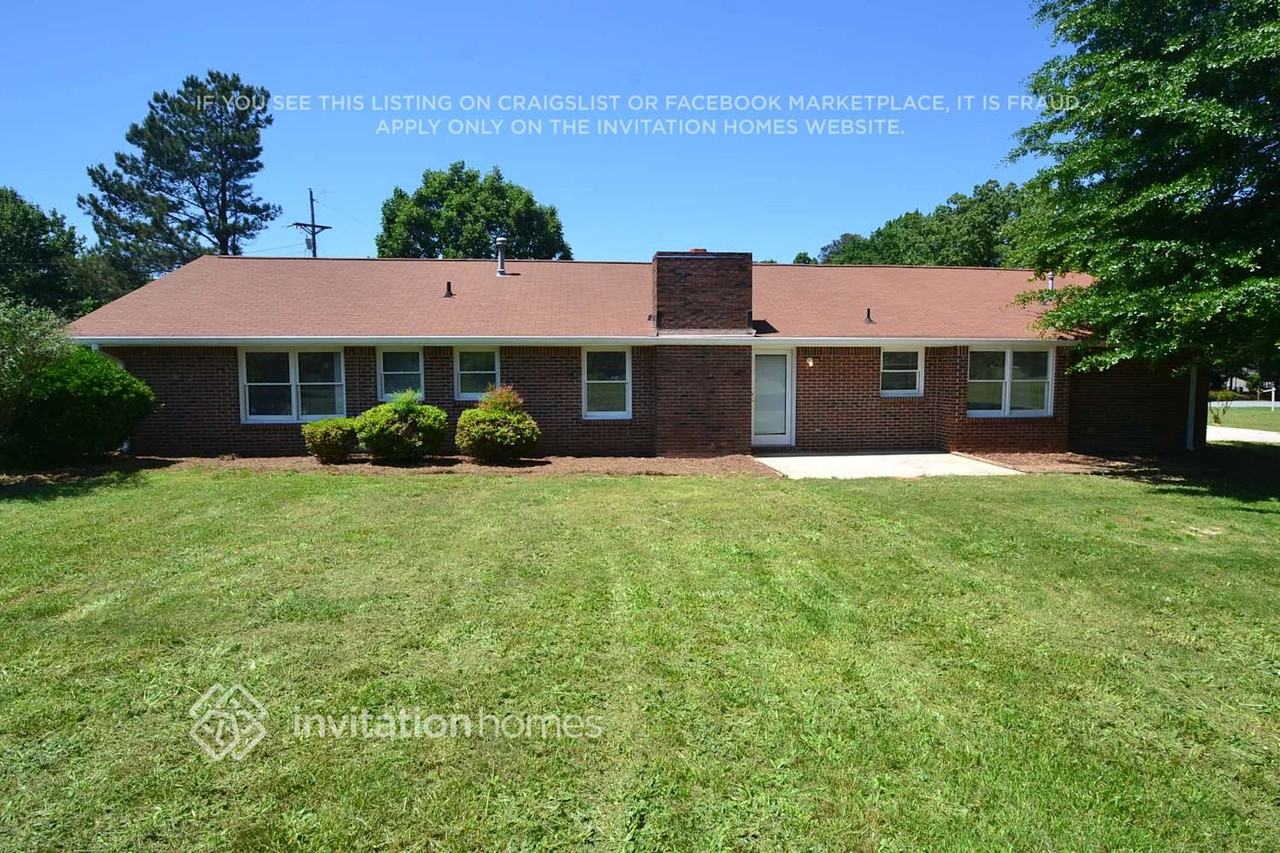 343 Willowwind Dr - Photo 2 of 3