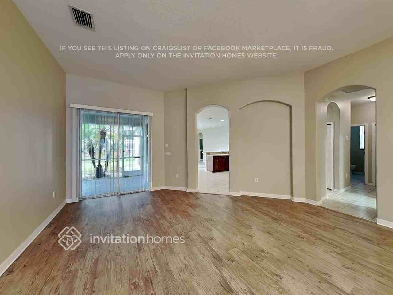 12423 25th Ct E - Photo 4 of 22