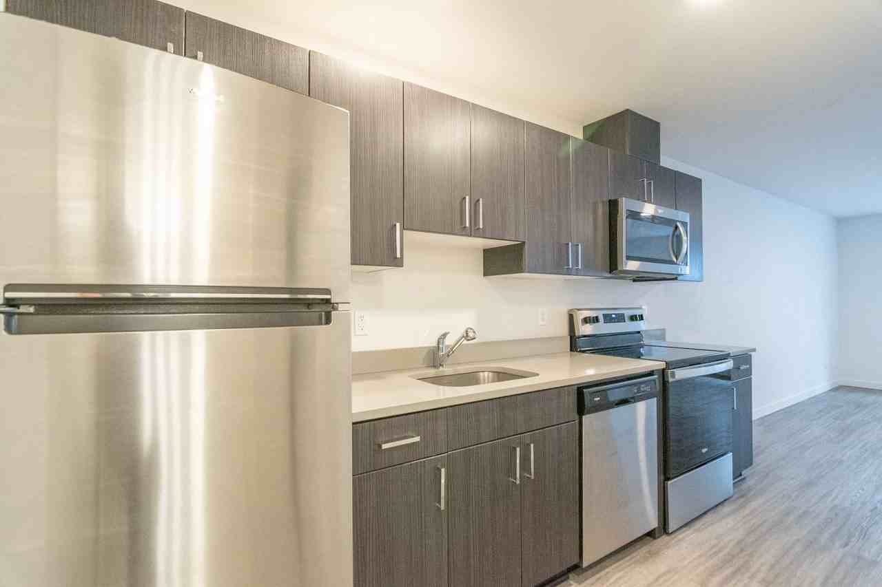 4626 N Maryland Ave - Photo 3 of 19