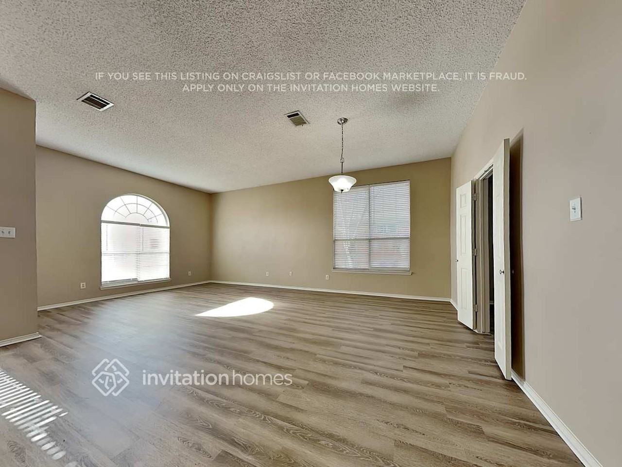 2737 Preston Crk - Photo 5 of 18