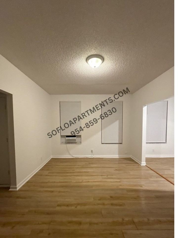 2716 S Dixie Hwy - Photo 7 of 10