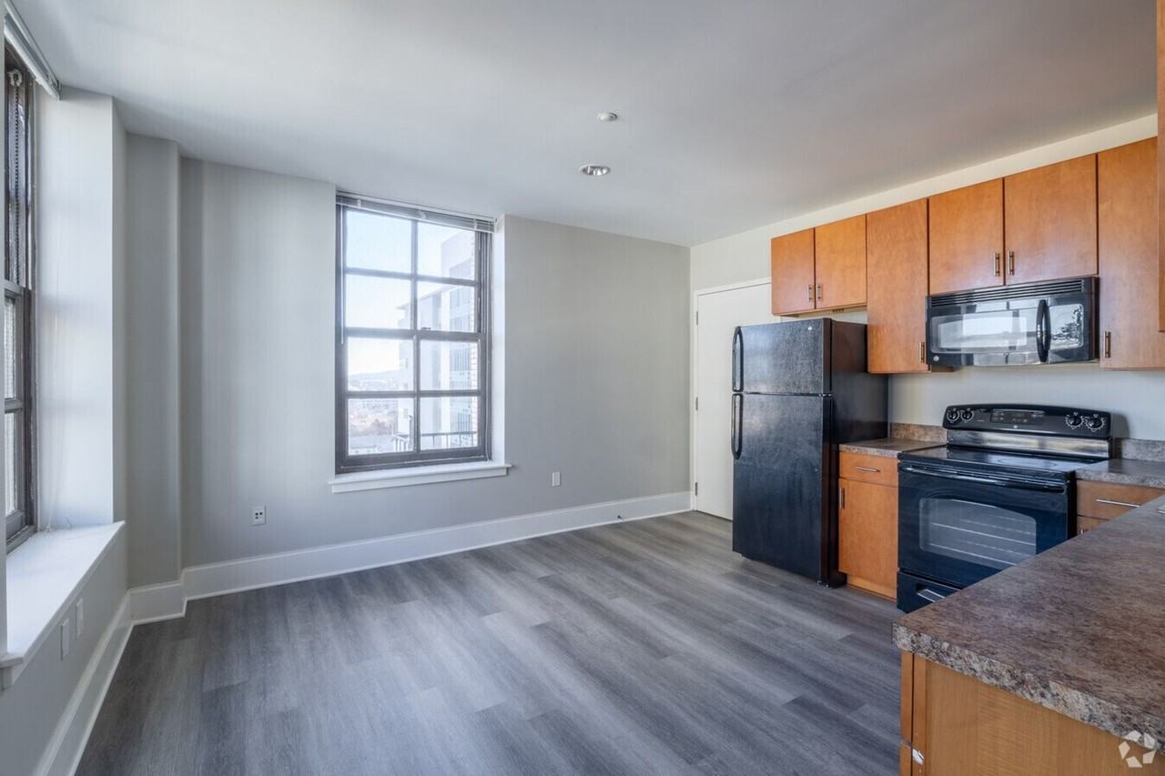 Market View Place - Photo 5 of 11