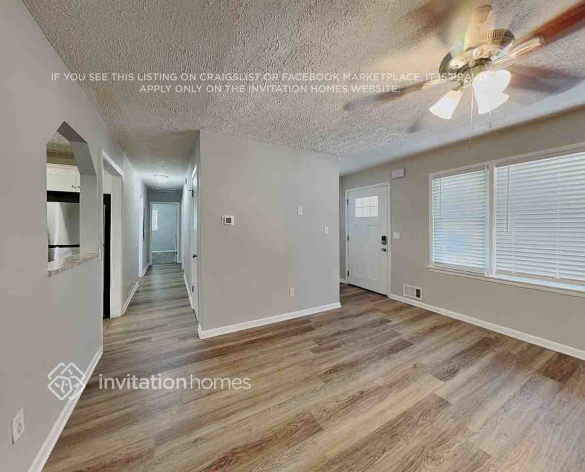 4172 Renfrew Ct Sw - Photo 4 of 18