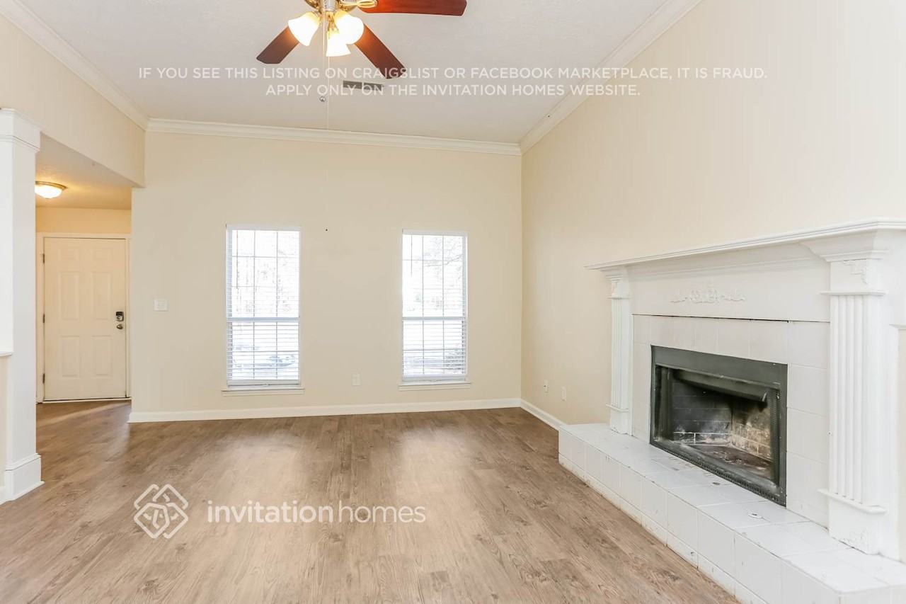 2655 Plantation Way - Photo 4 of 18