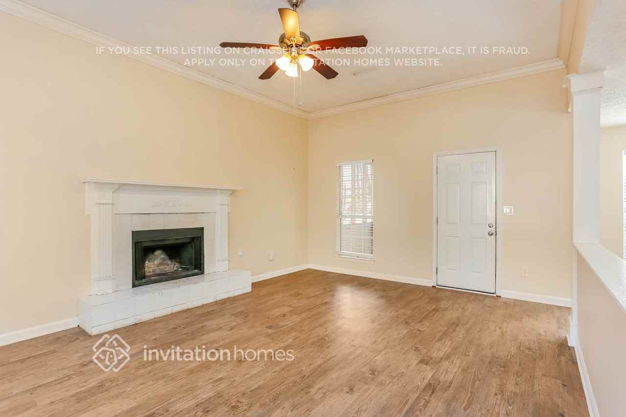 2655 Plantation Way - Photo 5 of 18