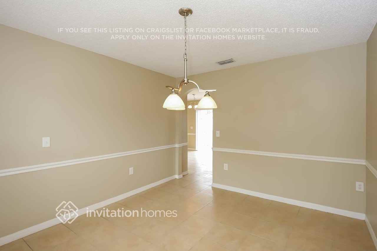 12944 Bridleford Dr - Photo 5 of 19