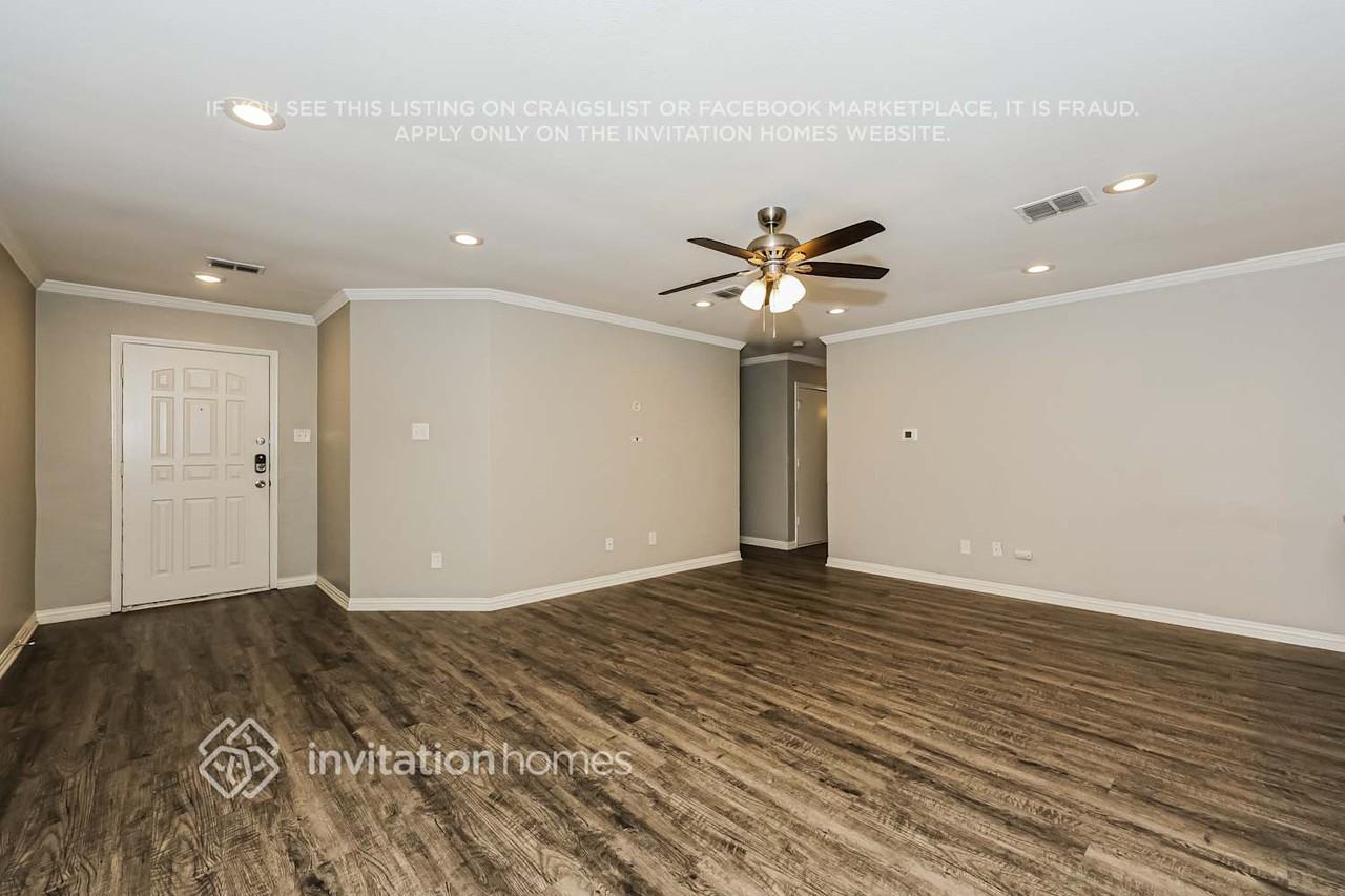 704 Gibson St - Photo 3 of 17