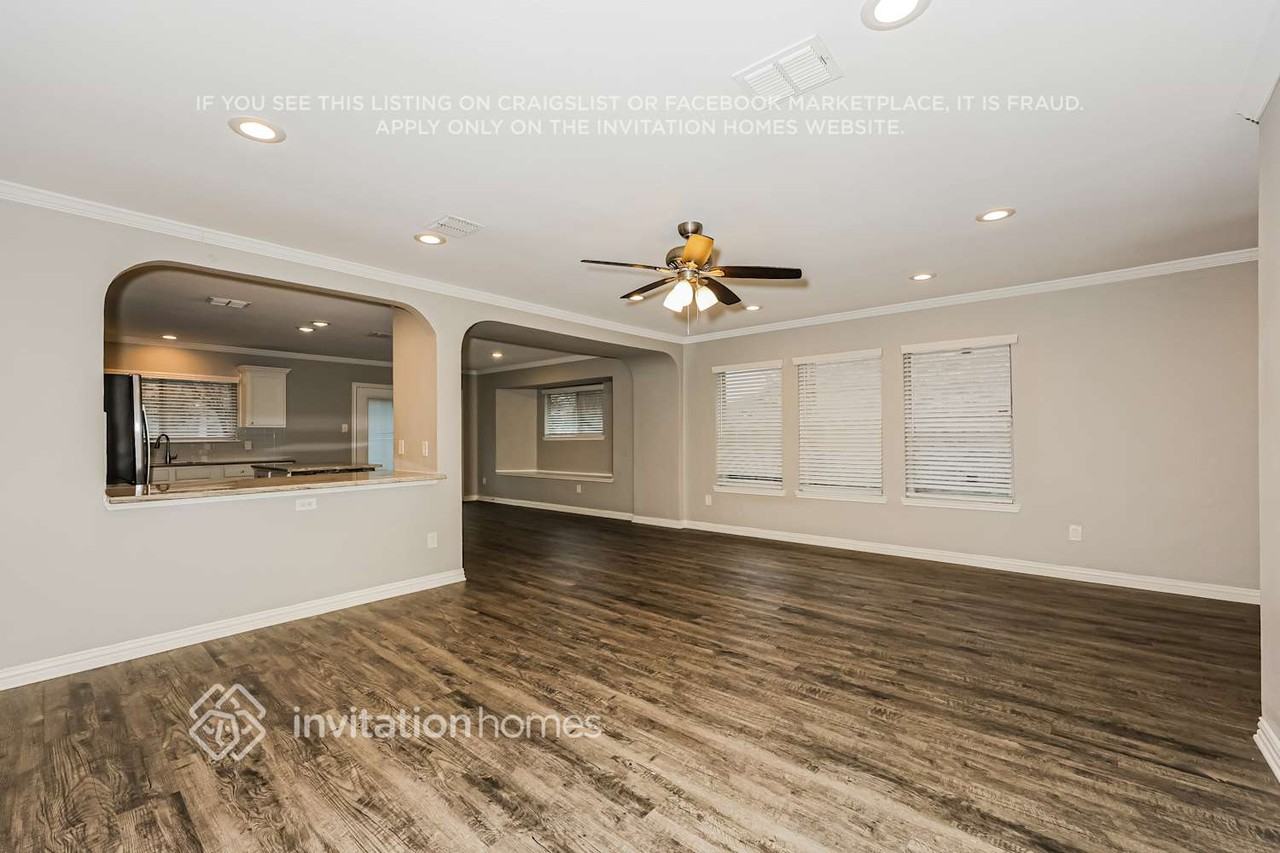 704 Gibson St - Photo 5 of 17