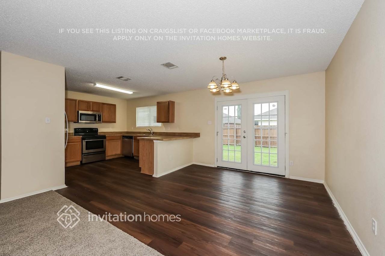 316 Blairwood Dr - Photo 6 of 17