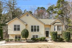 featured image of 5235 Forest View Trl