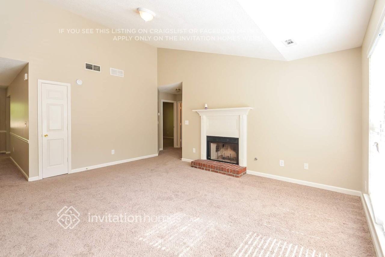 3940 Cumberland Trl Se - Photo 3 of 18