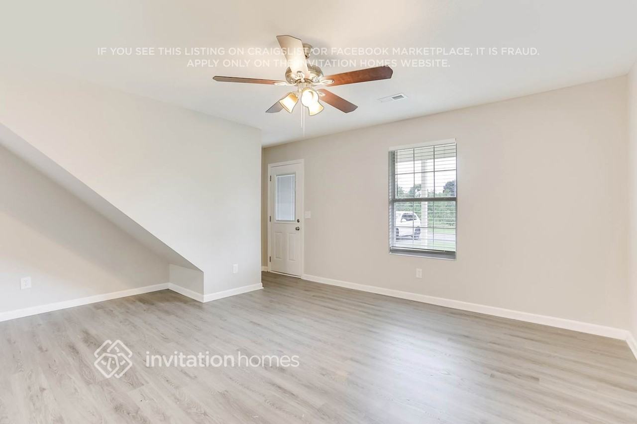 26 Benfield Cir - Photo 4 of 25