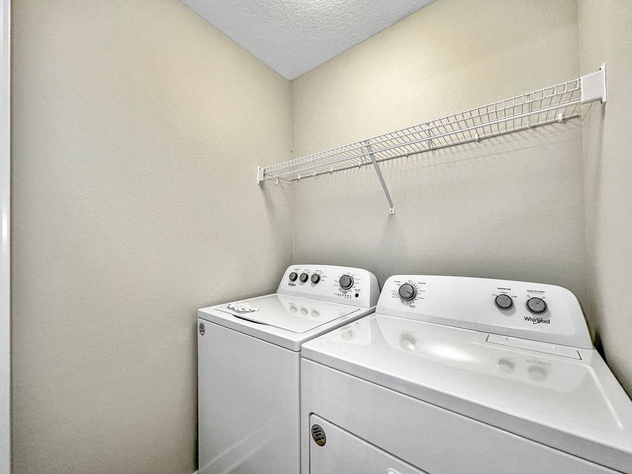 9122 Calvin Dr - Photo 4 of 20