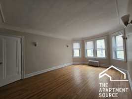 featured image of 1806 W Farwell Ave #G