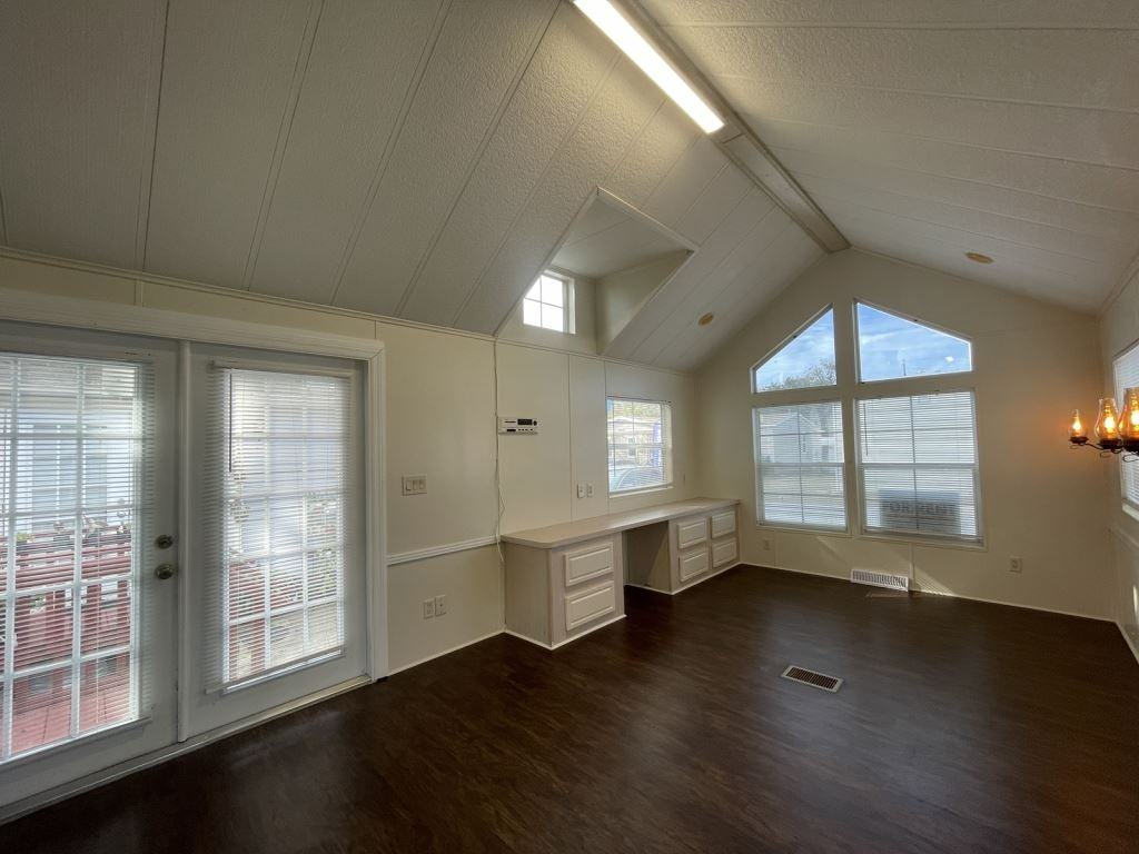 36010 Sand Rd - Photo 6 of 32