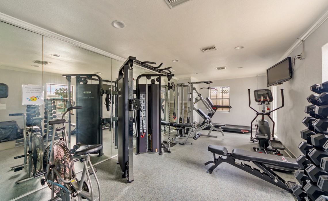 2346 Druid Rd E #405 - Photo 3 of 9