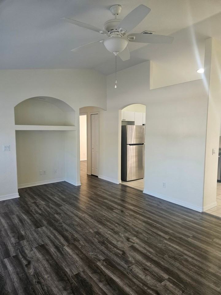 4138 Azora St - Photo 7 of 37