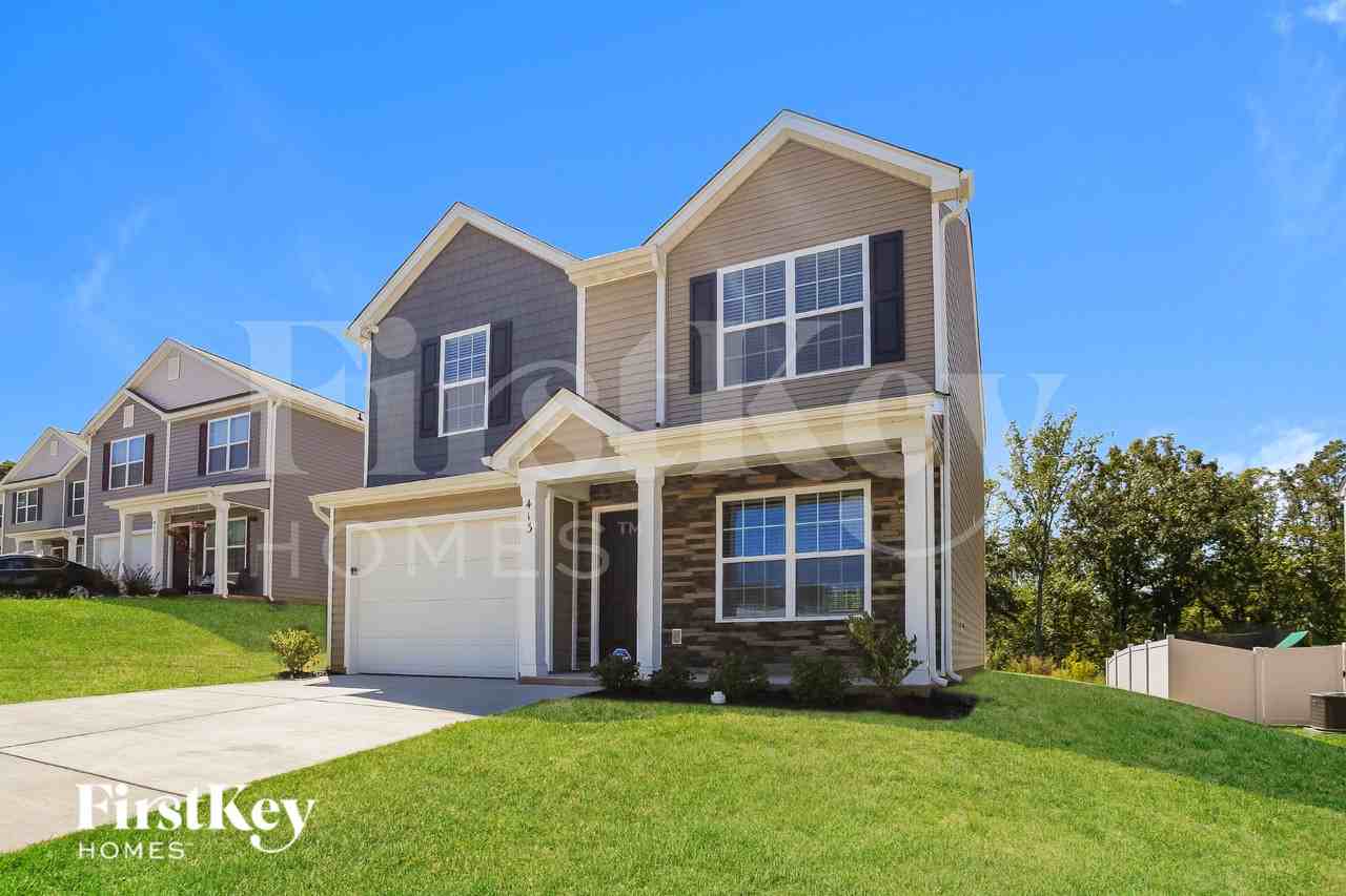 413 Bennington Dr - Photo 3 of 18