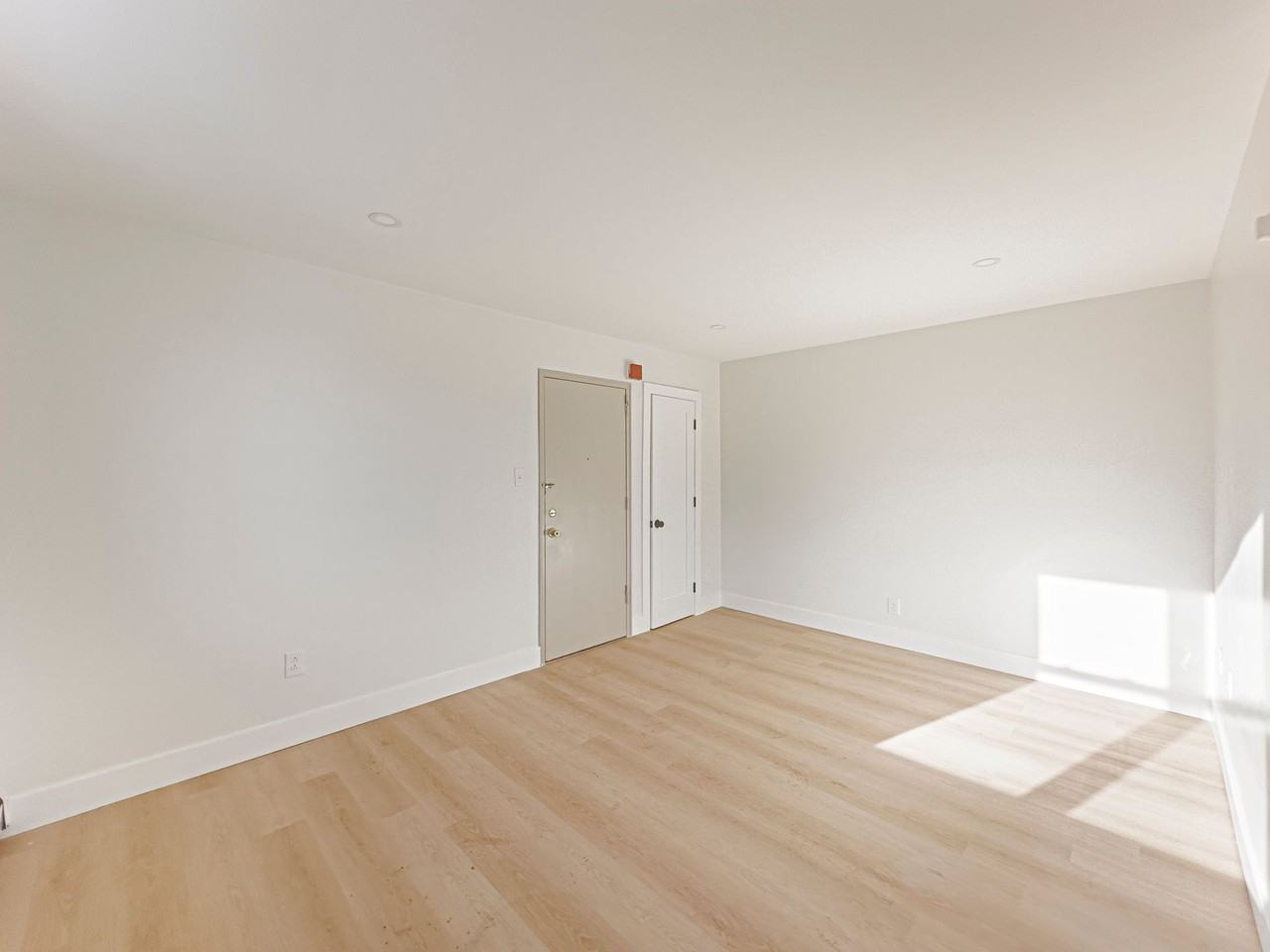 Fairfield Apartments - Photo 7 of 16