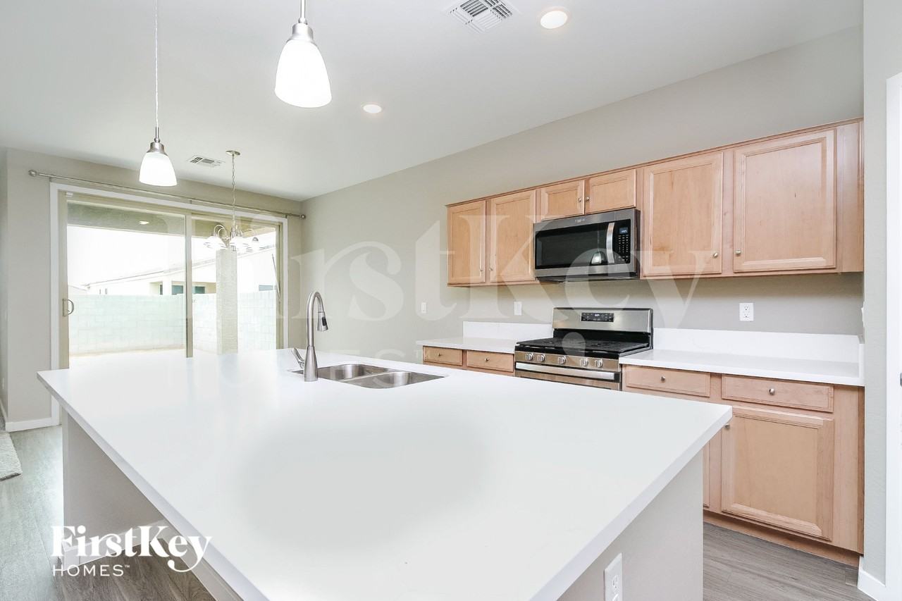 7177 E Bobwhite Ct - Photo 7 of 15