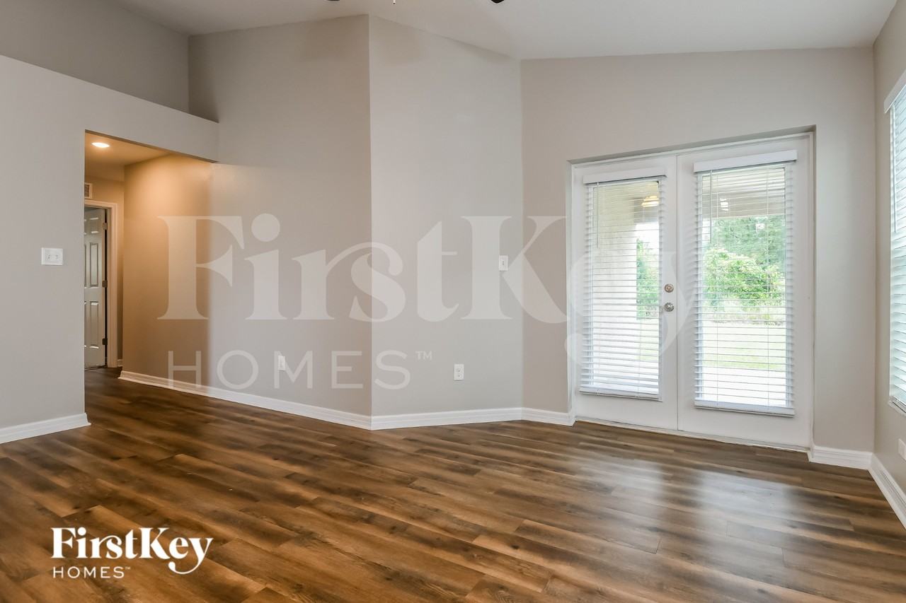 3609 Grubbs St - Photo 3 of 15