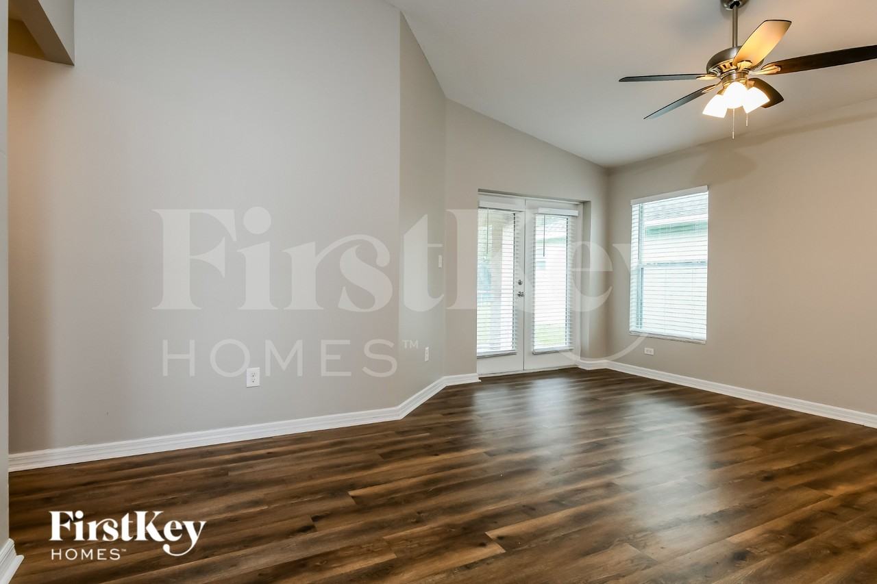 3609 Grubbs St - Photo 4 of 15