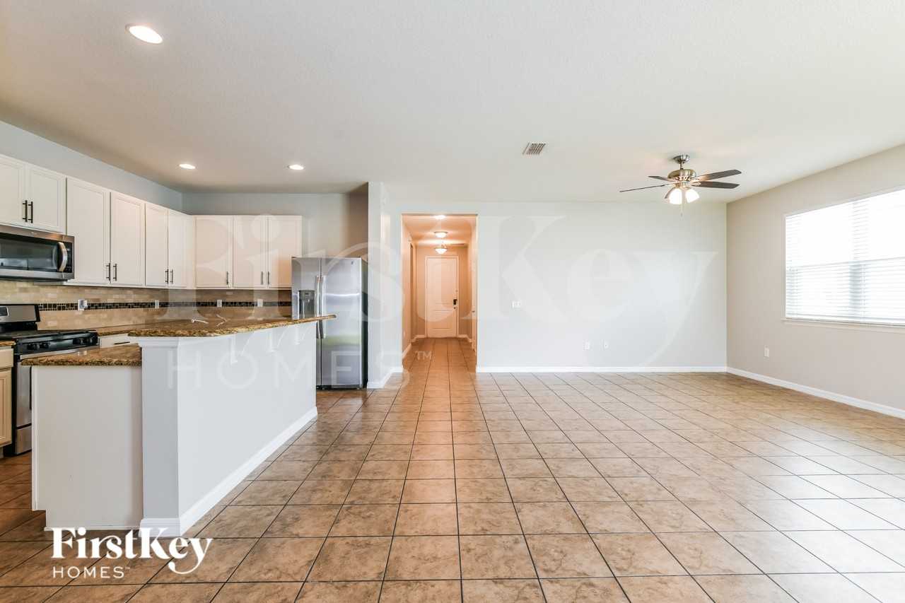 8009 Atlantic Puffin St - Photo 5 of 18