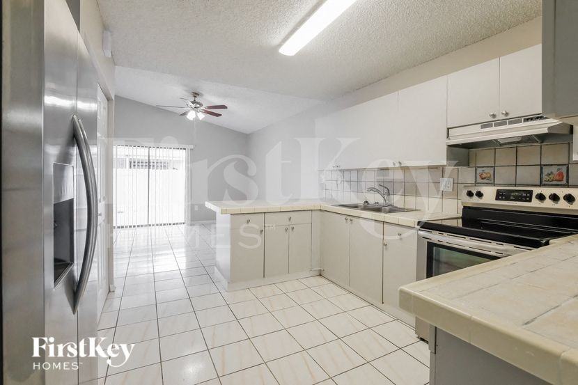 7331 W 29th Way - Photo 7 of 15