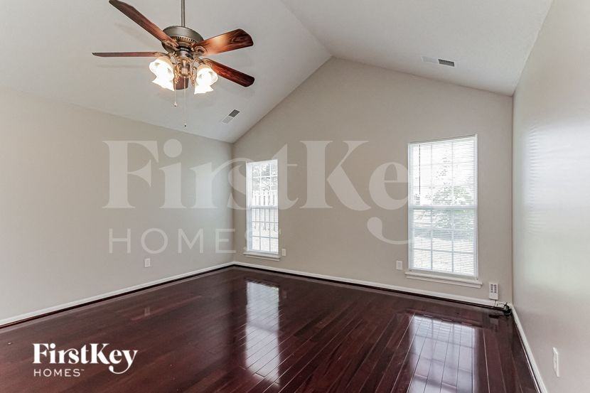 16101 Wrights Ferry Rd - Photo 5 of 15