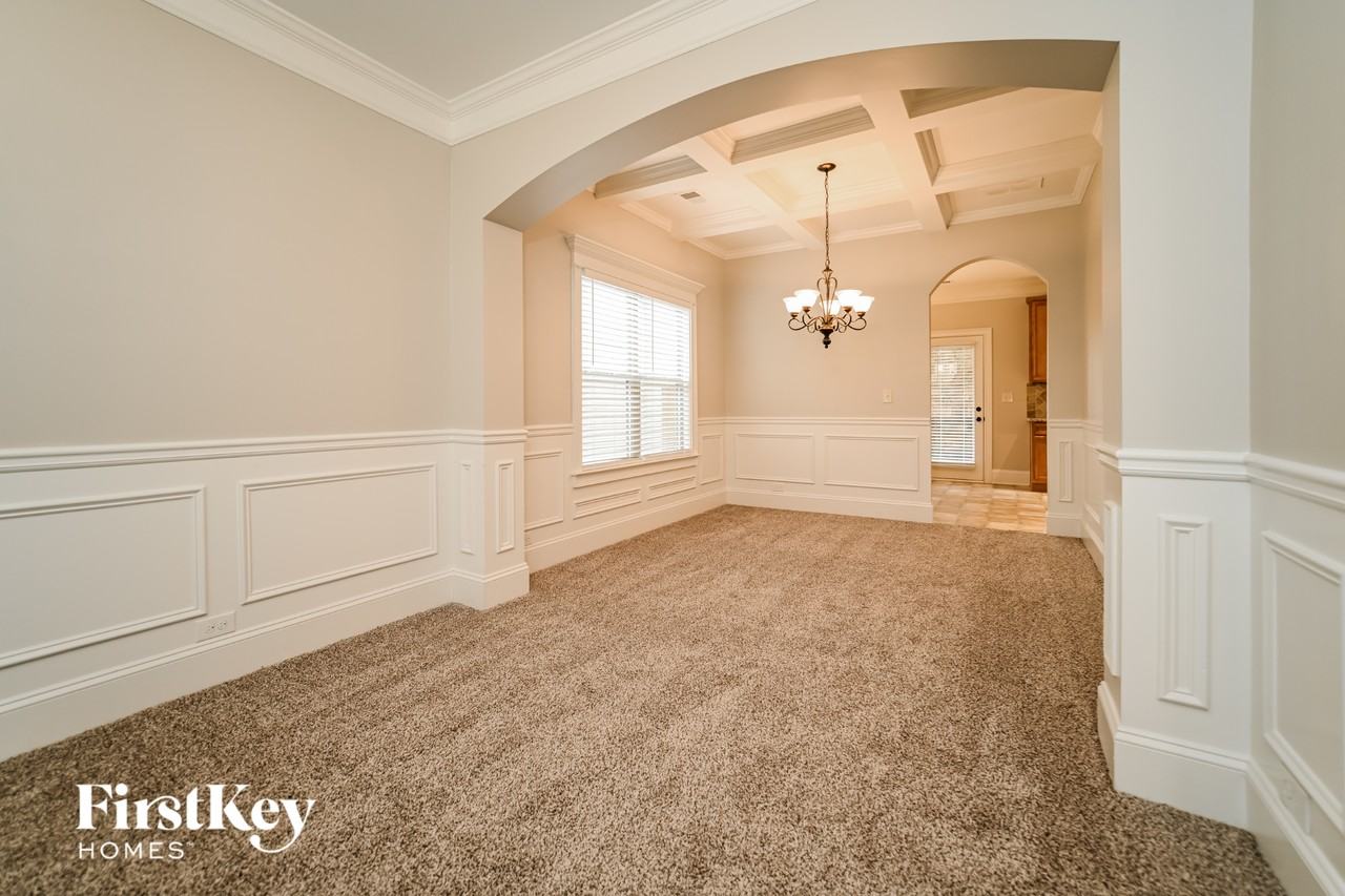 51 Maple Hill Dr - Photo 2 of 15