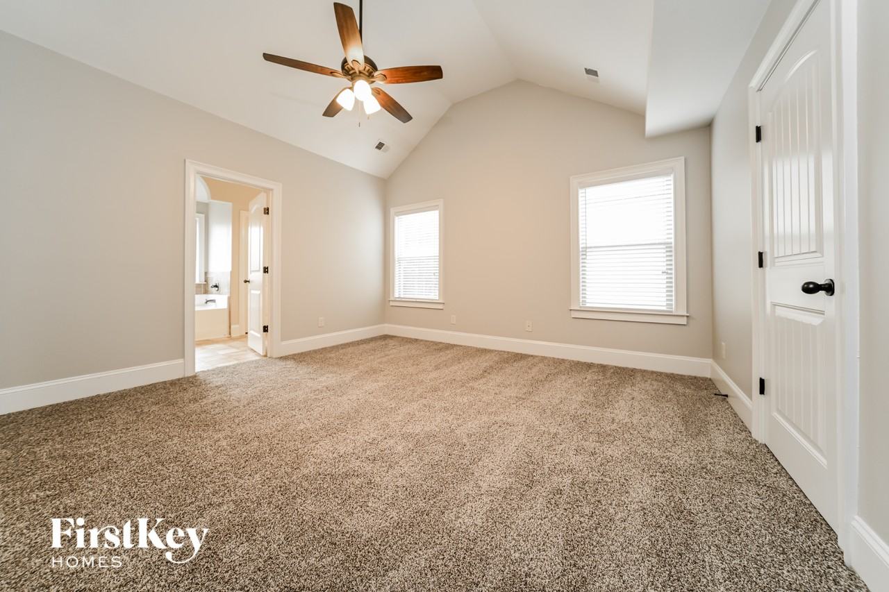 51 Maple Hill Dr - Photo 7 of 15