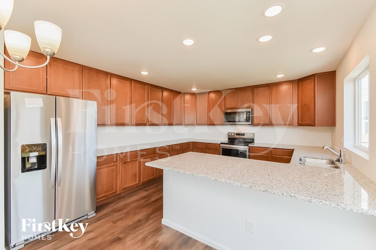 10610 Luneth Dr - Photo 5 of 15