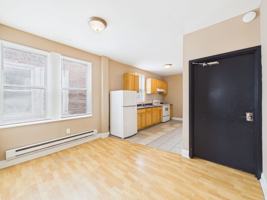 featured image of 207 S 60th St