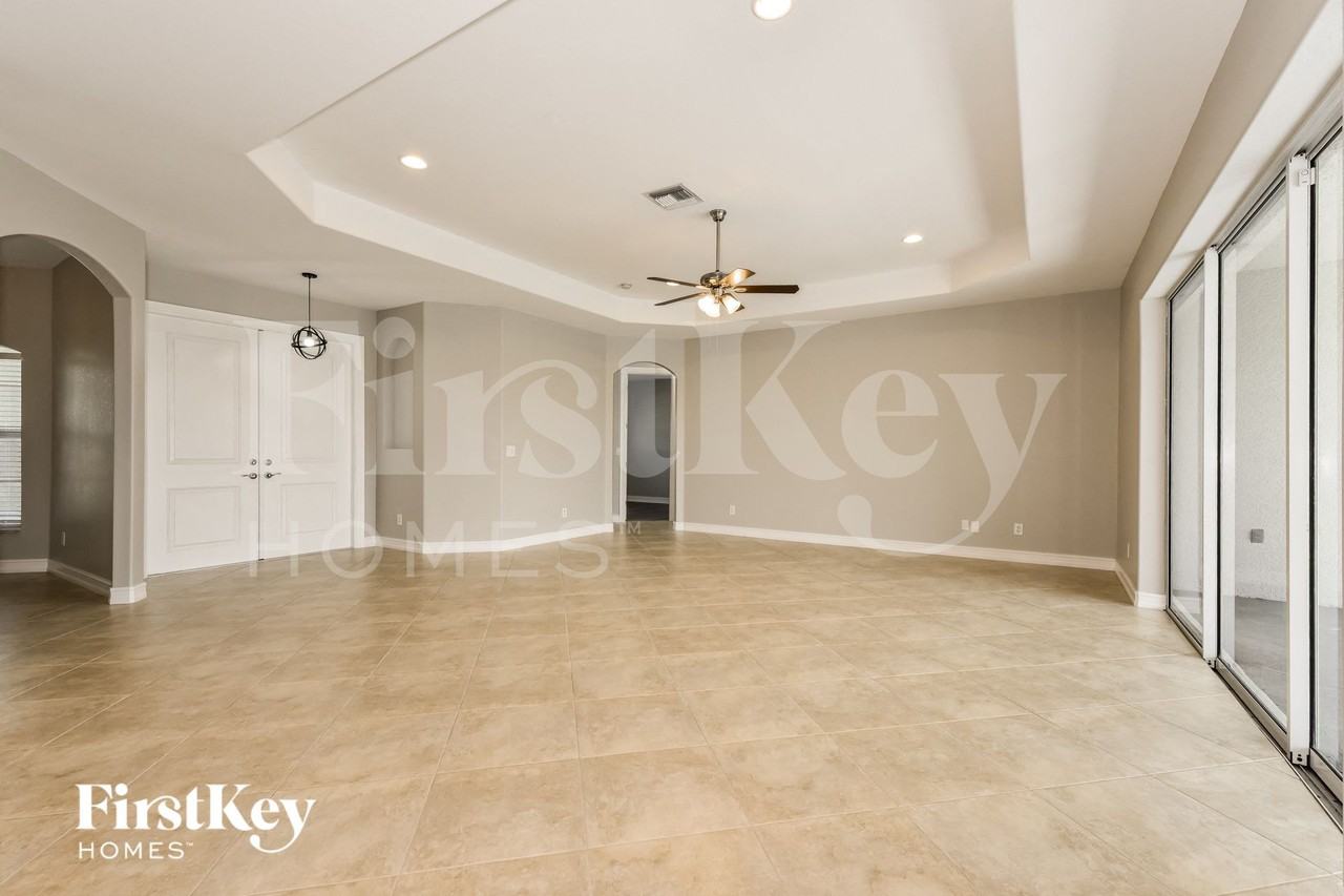 2478 Nw 9th Ter - Photo 2 of 15