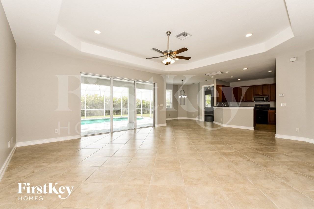 2478 Nw 9th Ter - Photo 3 of 15